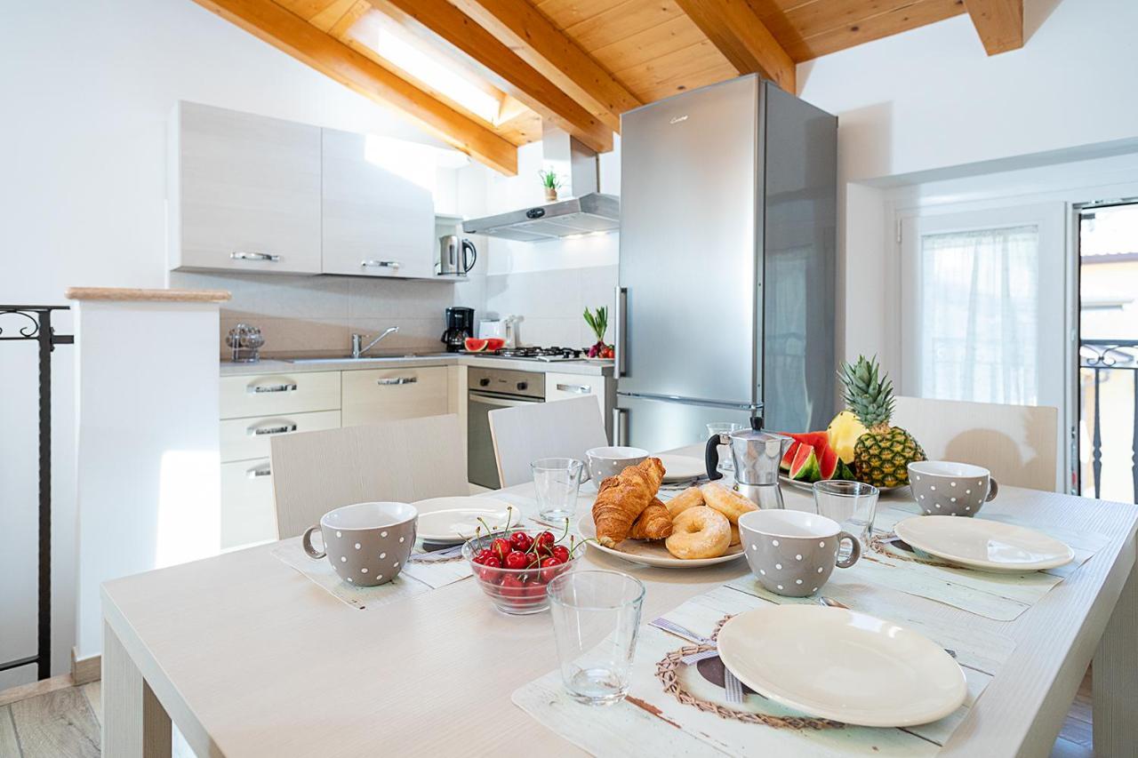 Casa Rossa - Regarda Travel Villa Bardolino Dış mekan fotoğraf