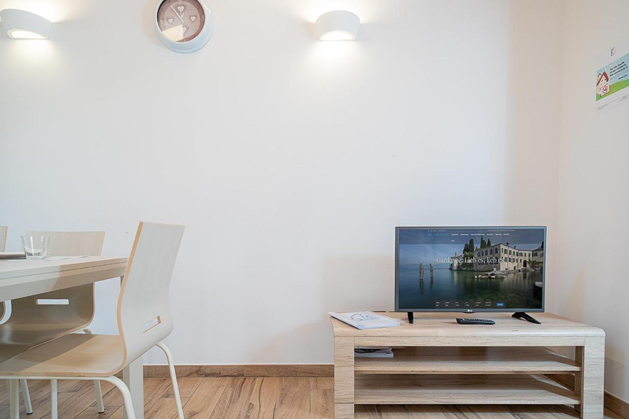 Casa Rossa - Regarda Travel Villa Bardolino Dış mekan fotoğraf